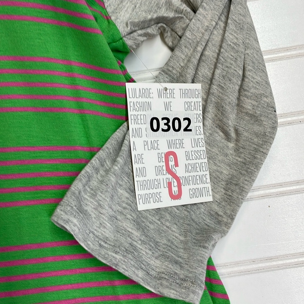 LulaRoe Striped Randy Top-#0302 - Picture 6 of 12